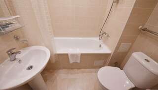 Гостиница Бристоль Санкт-Петербург Стандарт с двуспальной кроватью-5