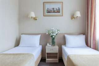 Гостиница Бристоль Санкт-Петербург Стандарт с 2 односпальными кроватями-1