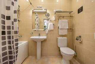 Гостиница Бристоль Санкт-Петербург Люкс Санкт-Петербург Двухкомнатный-5